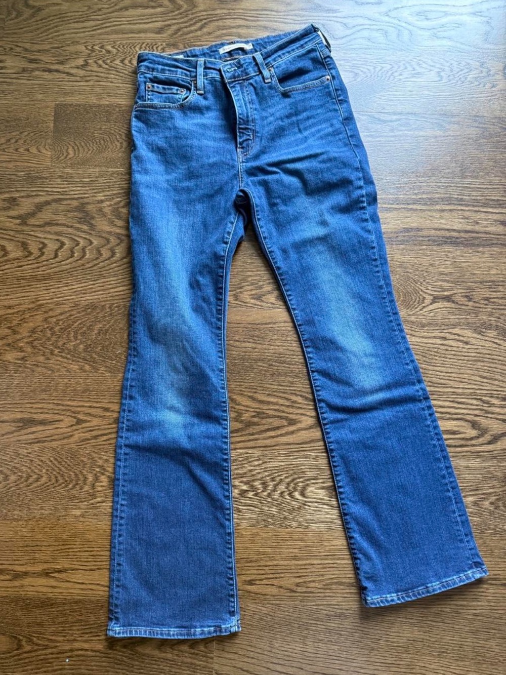 Levi's Women's Blue Flare Jeans - Medium Wash